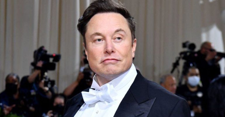 شکایت از ایلان ماسک Elon Musk توسط سرمایه گذار توییتر