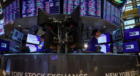 افزایش سهام انرژی و ریزش تسلا در وال استریت Wall Street