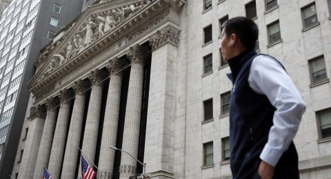 وال استریت Wall Street دقایقی قبل از نشست فدرال رزرو افزایش یافت