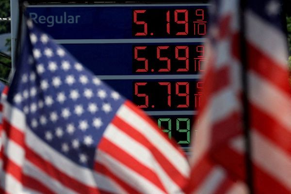 قیمت بالای انرژی و نفت Oil می تواند سود سهام ها را کاهش دهد