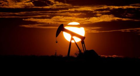 اوپک پلاس OPEC PLUS و متحدانش تولید نفت را کاهش می دهند
