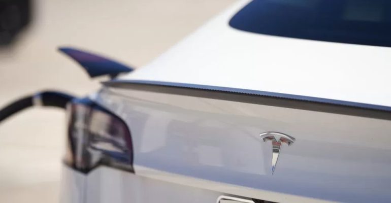 فروش تسلا Tesla افزایش داشته است