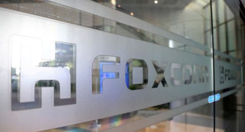 فاکسکان Foxconn پس از اعتراضات در کارخانه خود در چین عذرخواهی کرد