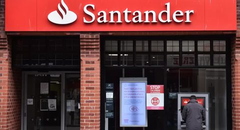 سانتاندر Santander بریتانیا 108 میلیون پوند به دلیل عدم موفقیت در جلوگیری از پولشویی جریمه شد